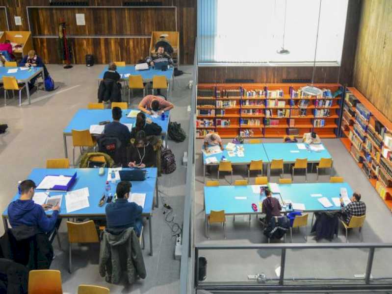 Torrejón – Până pe 5 iulie, sălile de studiu ale Bibliotecii Centrale și ale La Caja del Arte își prelungesc programul cu ocazia…