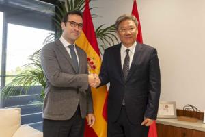spania-consolideaza-relatiile-comerciale-cu-china-si-promoveaza-prezenta-companiilor-spaniole-in-tara-asiatica