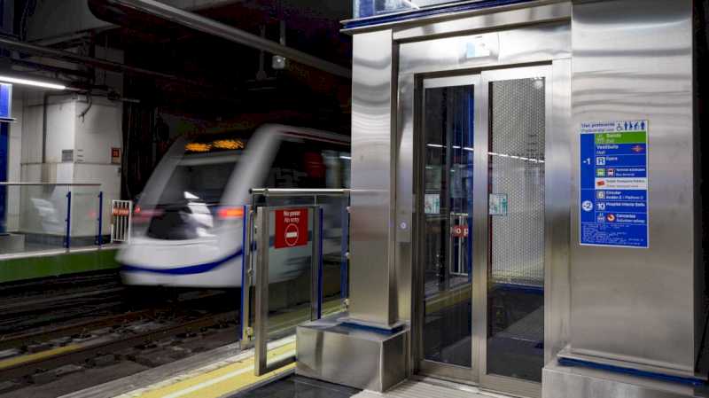 Comunitatea Madrid încheie cel de-al doilea Plan de reînnoire a ascensoarelor de metrou pentru a îmbunătăți accesibilitatea rețelei