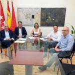 Alcalá – Consiliul Local și Banco Santander semnează acordul de finanțare pentru Planul Alcalá își îmbunătățește Cartierele și Planul de parcare…