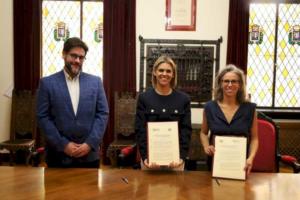 alcala-–-consiliul-local-alcala-semneaza-un-acord-cu-fundatia-cruz-blanca-pentru-a-stabili-linii-de-colaborare-in-ingrijirea…