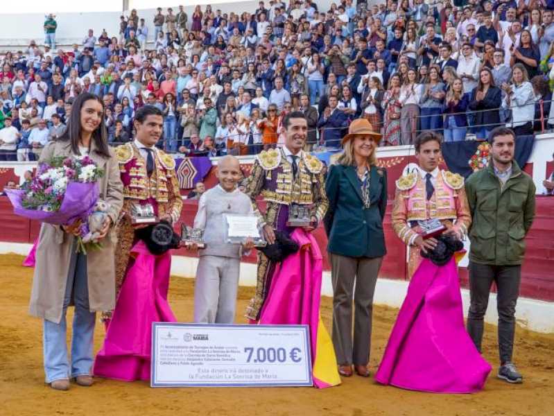 Torrejón – Intrare excelentă la evenimentul taurin solidar pentru lupta împotriva cancerului infantil, desfășurat duminica trecută în Plaz…