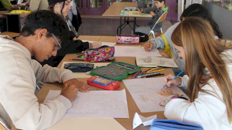 El Hospital público de Getafe entrega los premios de su Concurso de Pintura Rápida Infantil y Juvenil