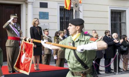 Alcalá – Más de 400 personas juran bandera en Alcalá en un acto civil organizado por el Ayuntamiento de la ciudad en colaboración con la …