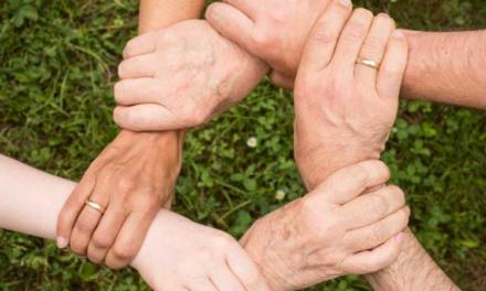 La Comunidad de Madrid organiza una jornada para sensibilizar sobre la importancia del apoyo psicosocial a cuidadores familiares de personas mayores