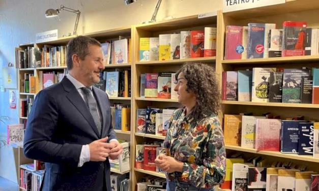 La Comunidad de Madrid renueva el catálogo de títulos de sus bibliotecas públicas con libros adquiridos en 110 pequeñas librerías de la región