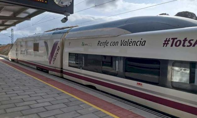 Renfe pone en marcha el ‘Tren Solidario’ en el AVE Madrid-València para llevar ayuda a los afectados por la DANA