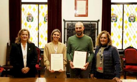 Alcalá – El Ayuntamiento de Alcalá firma tres convenios de colaboración con Cruz Roja, ASTEA Henares y AFA