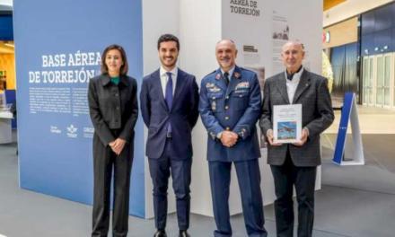 Torrejón – El Centro Comercial Parque Corredor acoge una exposición conmemorativa sobre la historia de la Base Aérea de Torrejón de Ardoz