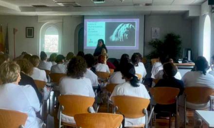 El Hospital público Guadarrama, premiado por su ‘Escuela de Cuidadores’ en reconocimiento a la atención integral en la rehabilitación al paciente