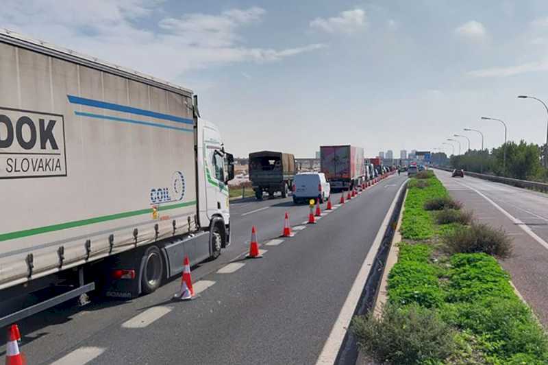 Transportes habilita 94 millones más de fondos de emergencia para recuperar las carreteras de Valencia tras la DANA