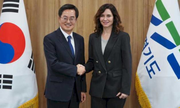 Díaz Ayuso se reúne con el gobernador de Gyeonggi y aborda futuros intercambios de cara al 75º aniversario de las relaciones entre España y Corea