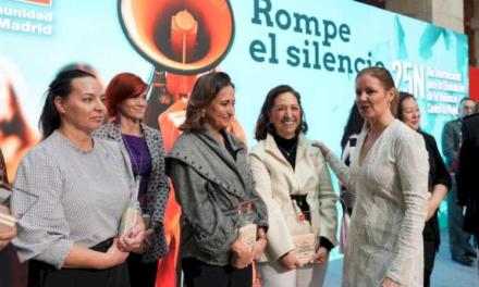 La Comunidad de Madrid homenajea a cinco instituciones y personas que trabajan en la atención a las mujeres víctimas de violencia