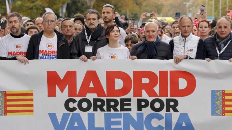 Díaz Ayuso: “Es un orgullo ver a Madrid corriendo por Valencia” en solidaridad por la DANA