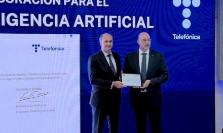 La Comunidad de Madrid firma un protocolo con Telefónica para mejorar con Inteligencia Artificial los servicios que se prestan a los ciudadanos