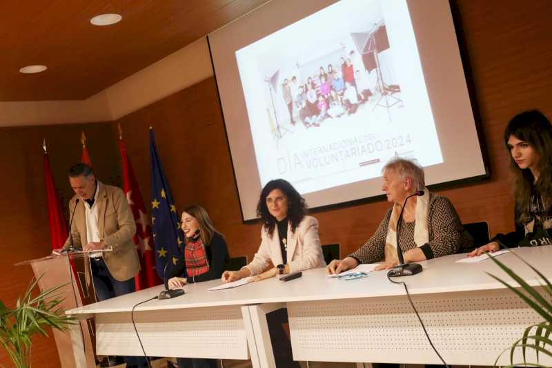 Alcalá – Alcalá de Henares celebra el Día del Voluntario con los mayores como protagonistas