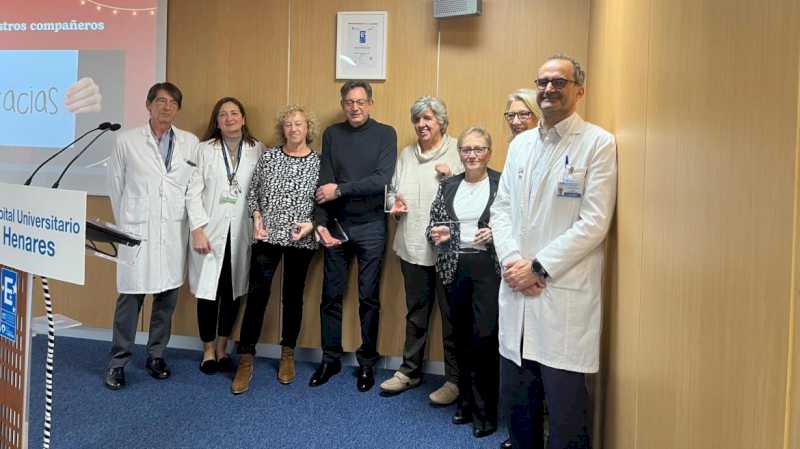 El Hospital público del Henares rinde homenaje a los profesionales jubilados