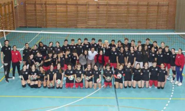 Torrejón – El Club Voleibol Torrejón cuenta con casi 500 deportistas y 37 equipos, desde categoría benjamín a senior