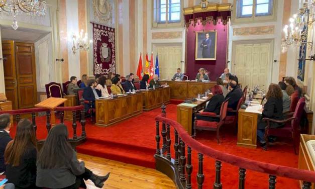 Alcalá – El Pleno del Ayuntamiento de Alcalá aprueba los procesos de consolidación de 400 trabajadores  