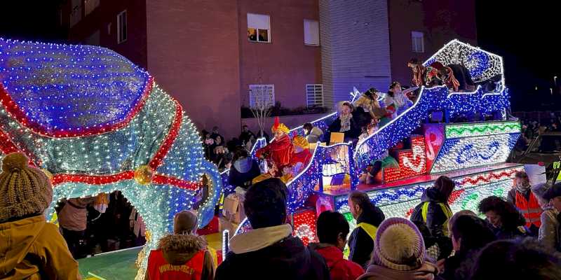 Arganda – Los Reyes llegan a Arganda más cargados que nunca: tirarán desde sus carrozas hasta 1.500 regalos | Ayuntamiento de Arganda