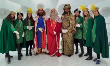 El Hospital público Puerta de Hierro Majadahonda despide la Navidad con su tradicional cabalgata de los Reyes Magos