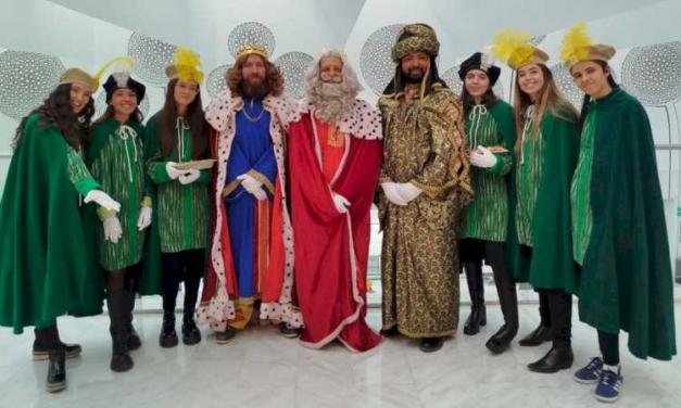 El Hospital público Puerta de Hierro Majadahonda despide la Navidad con su tradicional cabalgata de los Reyes Magos