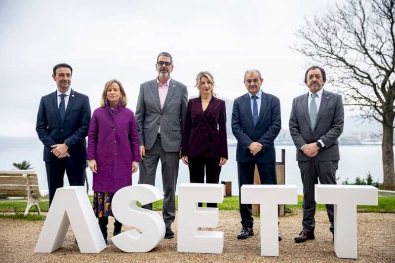 Yolanda Díaz inaugura el hub de vanguardia de la Economía Social: „Un espacio único para avanzar hacia una sociedad más justa, inclusiva y feminista”