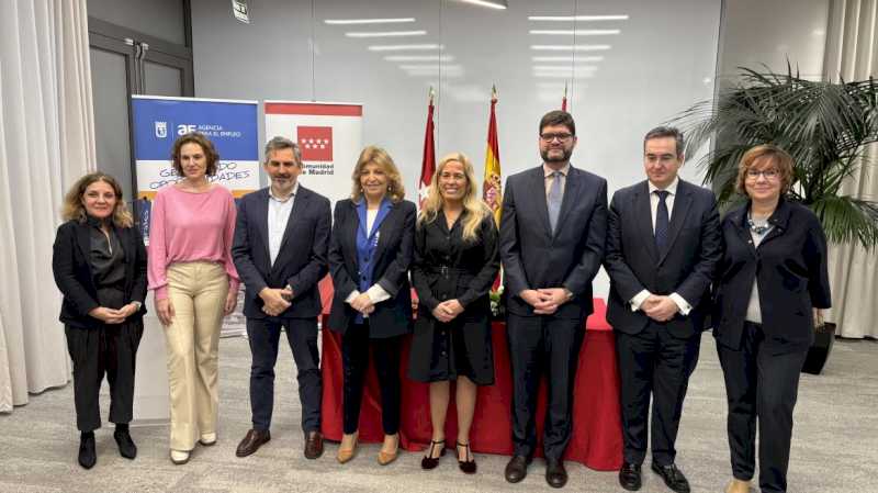 La Comunidad de Madrid y el Ayuntamiento de la capital aúnan recursos para ofrecer a los parados atención especializada en sectores clave