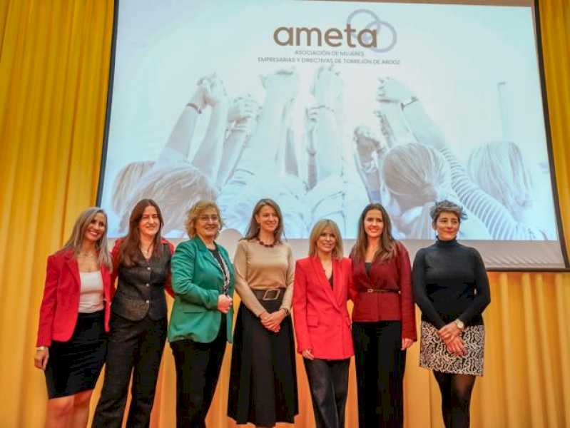 Torrejón – Presentada la Asociación de Mujeres Empresarias y Directivas de Torrejón de Ardoz (AMETA) que tiene como objetivo unir el teji…