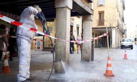 Alcalá – El Ayuntamiento de Alcalá de Henares limpia más de 9.500 pintadas durante 2024