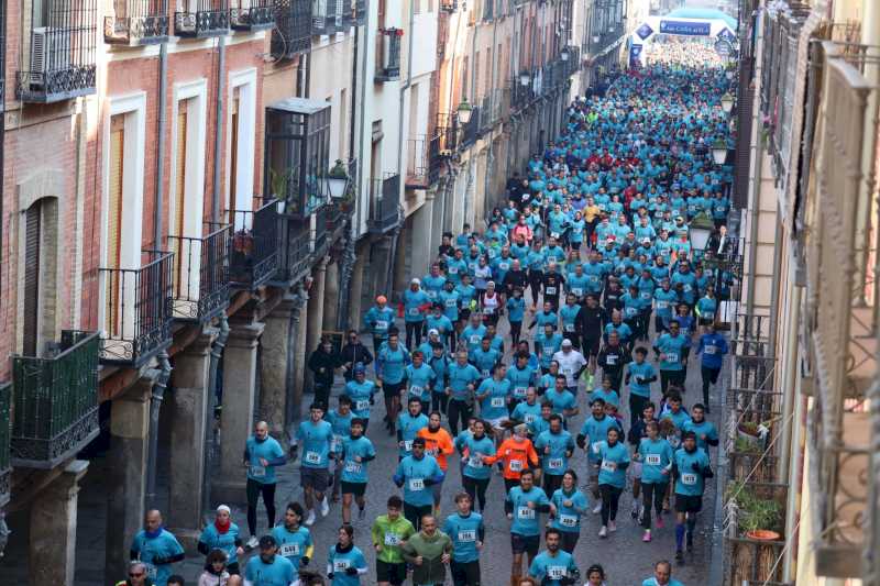 Alcalá – Tres mil personas corren en Alcalá de Henares la carrera solidaria Dale Caña al ELA