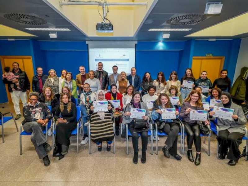 Torrejón – Entregados los diplomas a los alumnos que han superado con éxito una nueva edición de los cursos de formación que ha organizado …