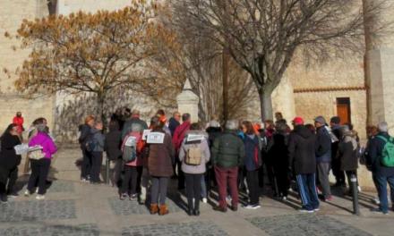 Profesionales del Centro de Salud Colmenar de Oreja promueven un estilo de vida saludable con una marcha por las fuentes históricas de la localidad