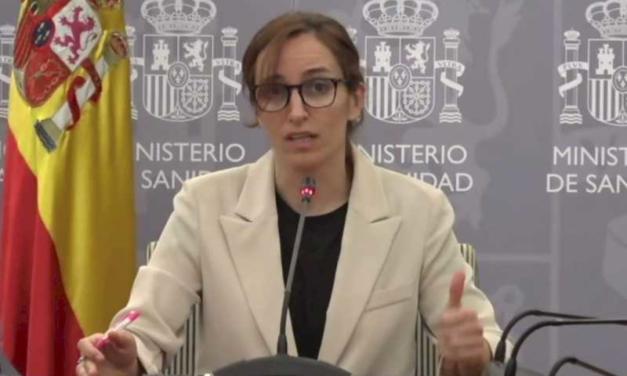 Mónica García apuesta por la Inteligencia Artificial en sanidad como complemento sin comprometer el enfoque humano