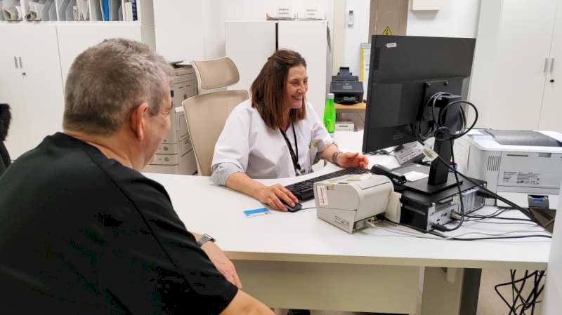 La Comunidad de Madrid enseñará a más de 700 estudiantes de Secundaria la actividad de los centros de salud para orientarles en su futura carrera laboral