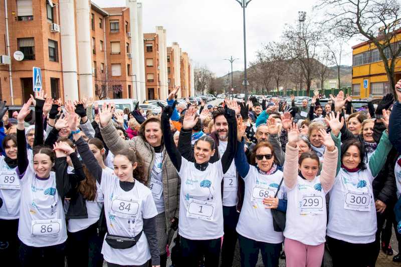 Alcalá – Cientos de personas participan en la Milla por la Igualdad bajo el lema ‘Igual-mente iguales’