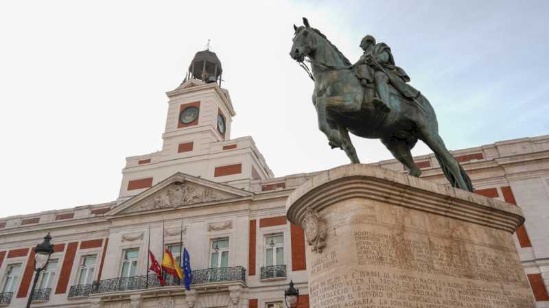 La Comunidad de Madrid estrena un documental sobre el 40º aniversario de la Real Casa de Correos como sede del Gobierno regional