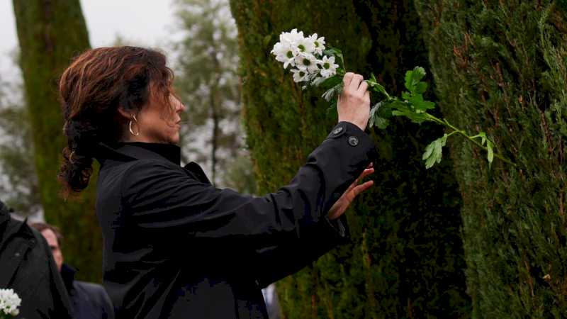 Díaz Ayuso, en el homenaje a las víctimas de los atentados terroristas del 11-M organizado por la AVT